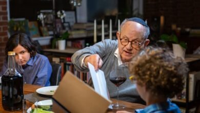 1747497581 Why Jewish parents pass a faith blessing to their children.jpg