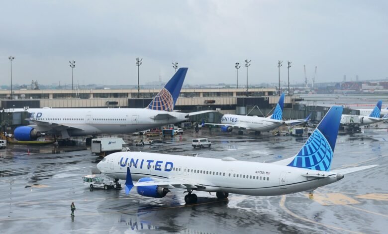 1747852284 FAA cuts flight operations at Newark airport in New Jersey.jpg