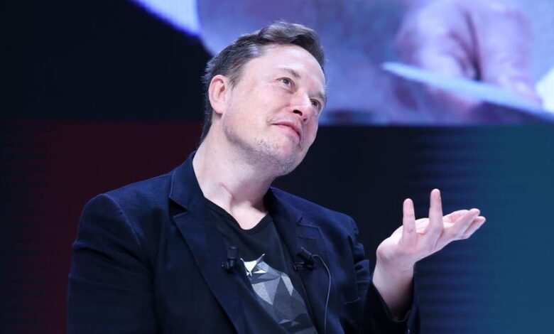 1747869096 Elon Musk partners with Microsoft on Grok 3 while continuing.jpg
