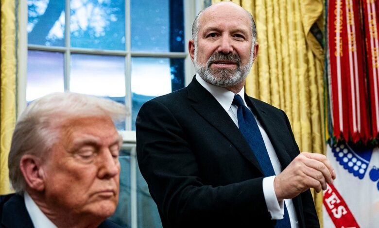 1747889177 Trump Gold Card visa program to launch online within weeks.jpg