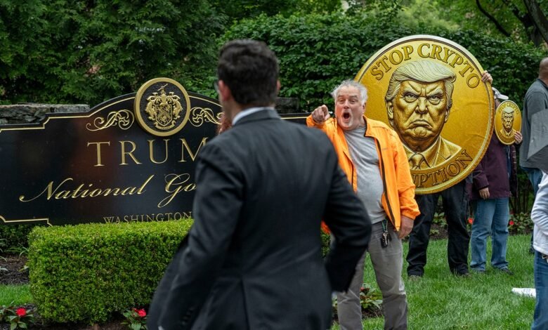 1748007894 Trump hosts lavish dinner for top meme coin investors at.jpg