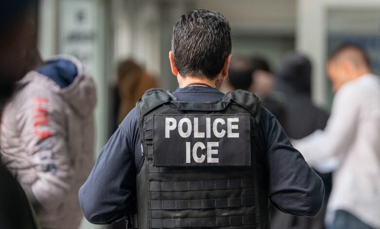 1748165200 Texas bill requiring sheriffs to collaborate with ICE receives initial.jpg