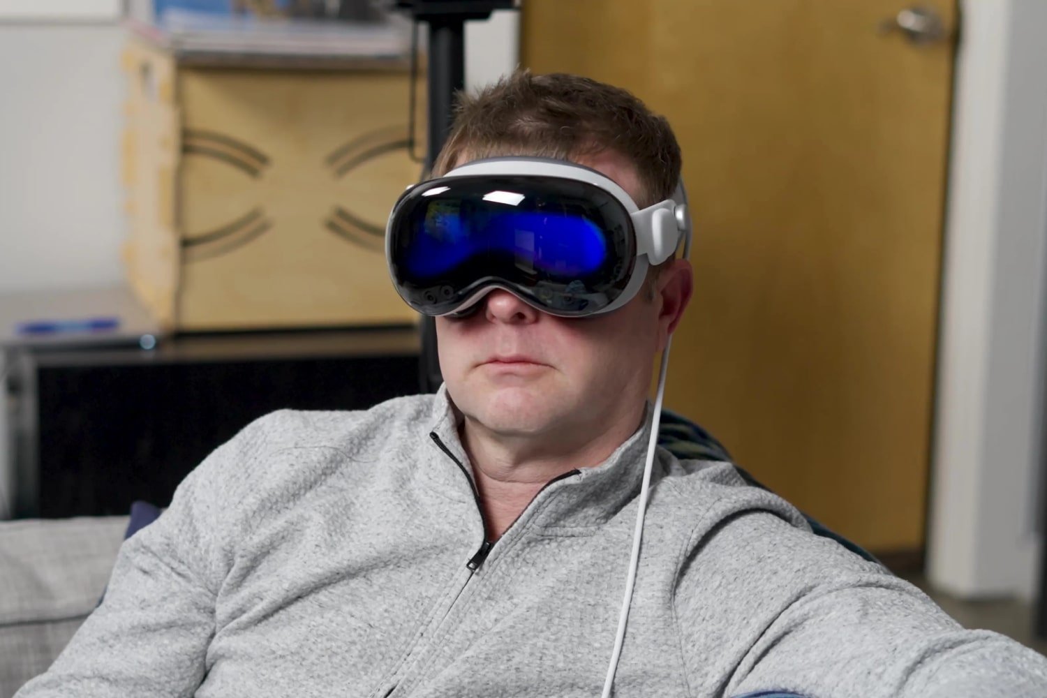 The Apple Vision Pro headphone wears.