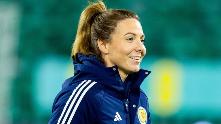 Captain Rachel Korsi recovers from knee surgery