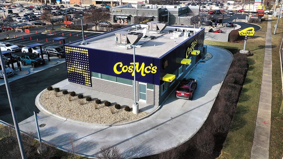 Air view of the Cosmc Restaurant in Bolinsbrok, Illinois