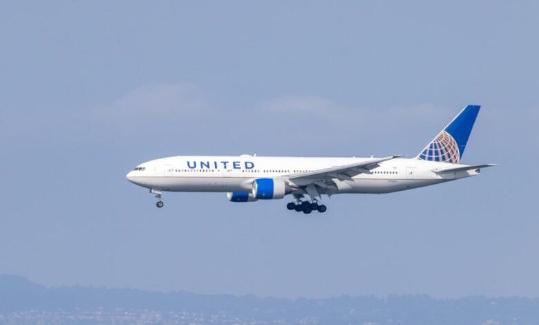 1748538212 Blue Sky partnership will let United JetBlue customers use miles.jpg