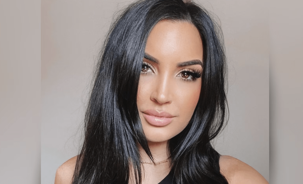 Ashley Holmes