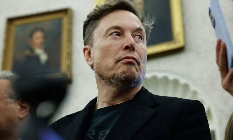 1748597381 Tesla shareholders beg for Elon Musk to focus on the.jpg