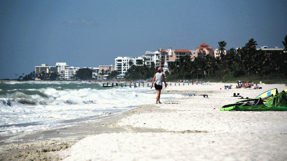 Napoli Beach