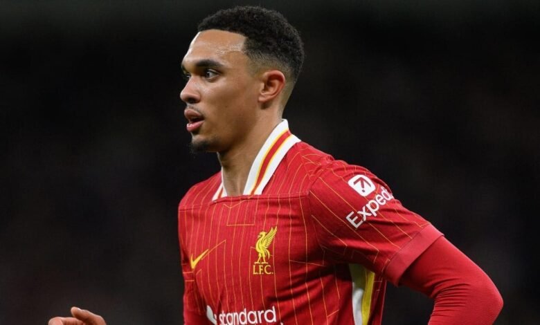 Carragher says booing of Alexander Arnold by Liverpool fans is not.jpg