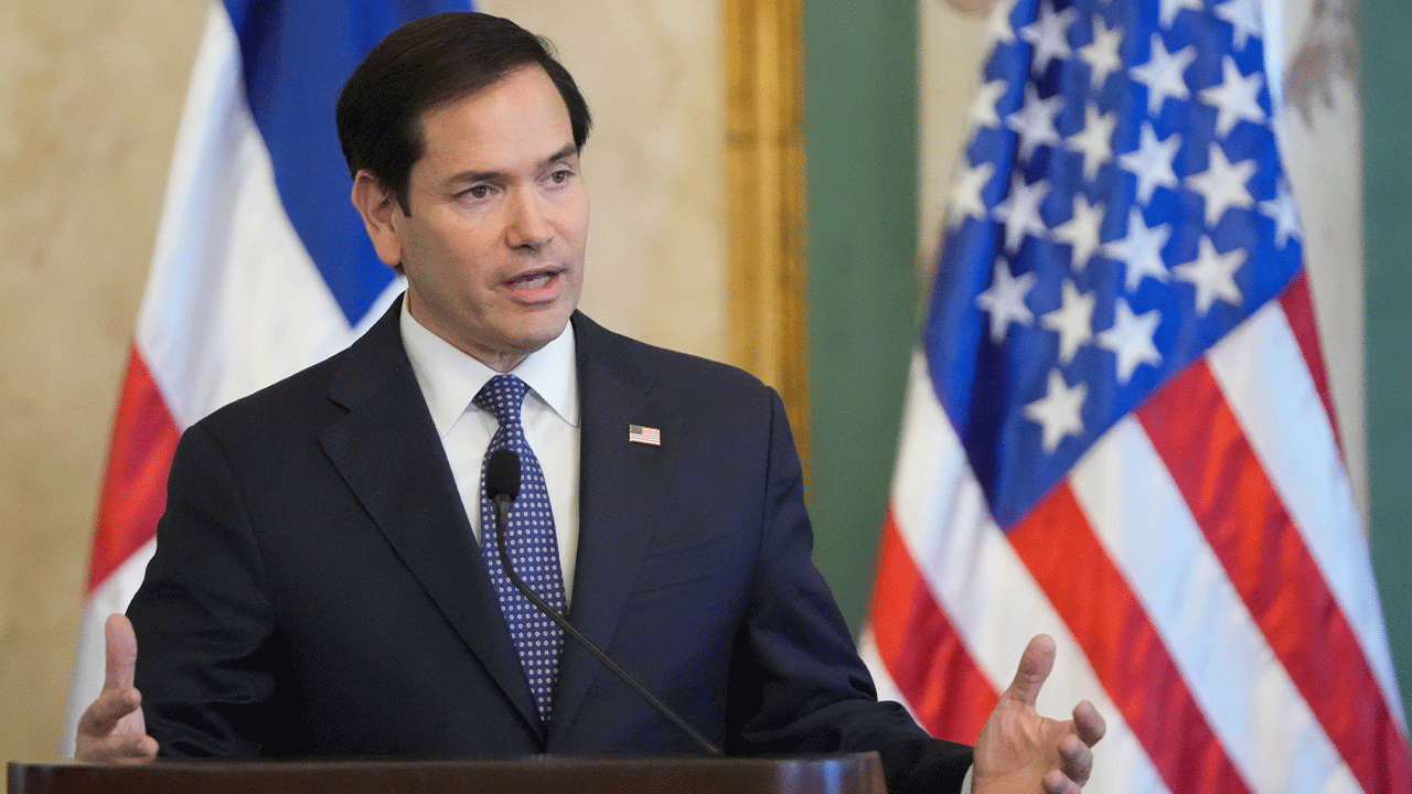 Close Marco Rubio shot