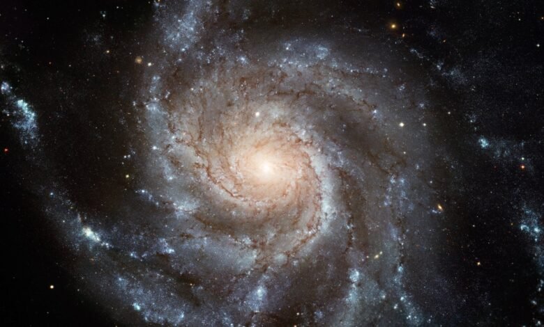 Does Light Traveling Through Space Wear Out.jpg