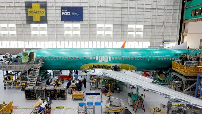 EU eyes tariffs on Boeing jets in retaliation plan.jpg