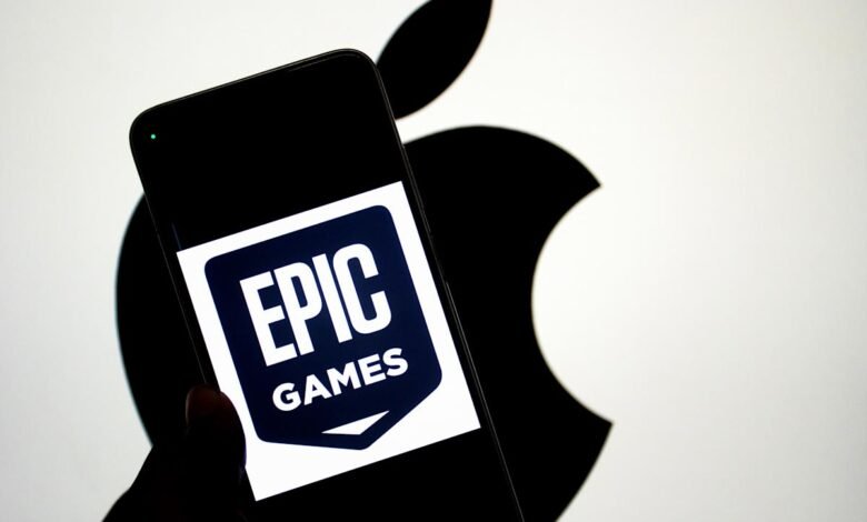 Epic wants the court to compel Apple to approve Fortnites.jpeg