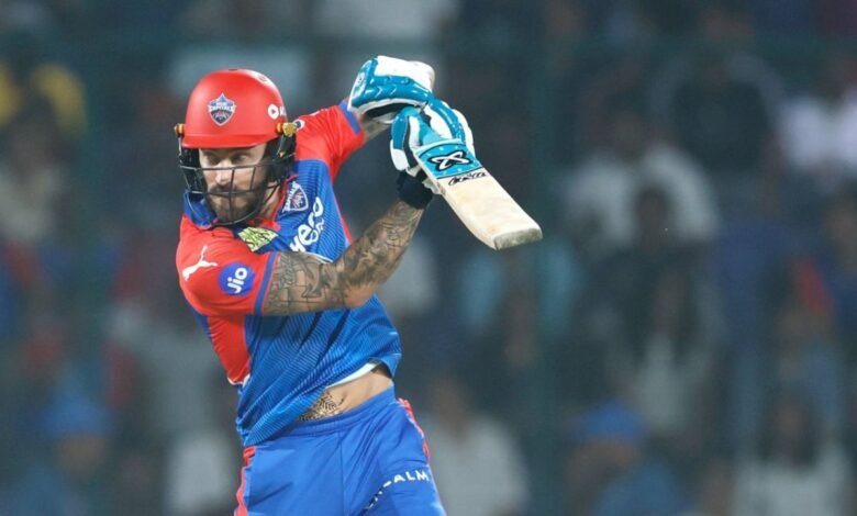 Faf du Plessis Tristan Stubbs fly overnight to land in.jpg