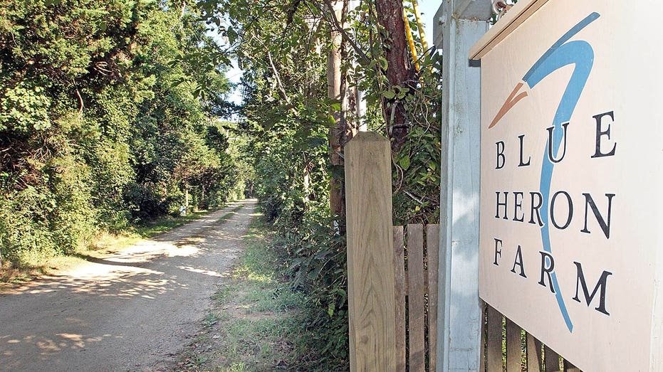 081711 Chilmark, MA) a sign of the Heron Blue farm, where Obama remains indifferent, hanging at the end of the road. . Martha's Vineyard is preparing for <a href=