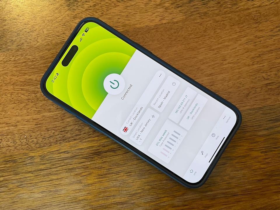 In addition to protecting your browsing online, VPNS allows you to appear as if you were connected online from different sites