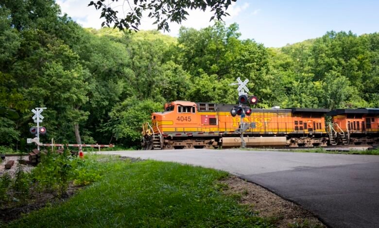 Layoffs hit BNSF tech staff amid restructuring.jpeg