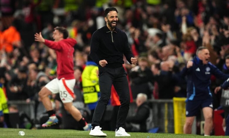 Six players minimum Beckham and Neville call for Amorim.jpg