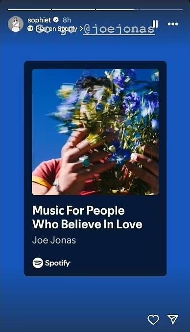Sophie Turner stories on Instagram about Joe Jonas music
