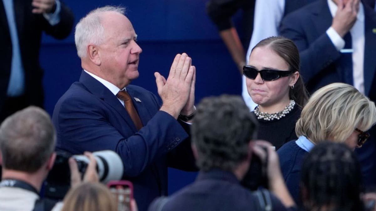 The governor of Minnesota Tim Walz and his daughter, Hop Walz.