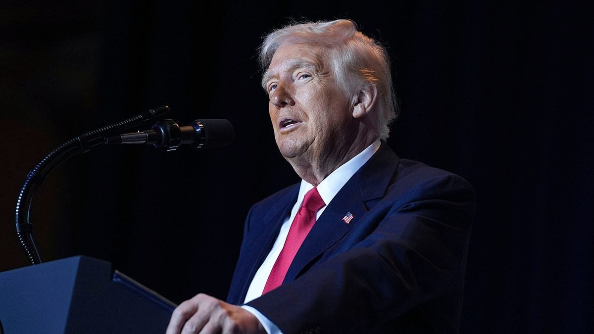 Trump in Washington Hilton breakfast