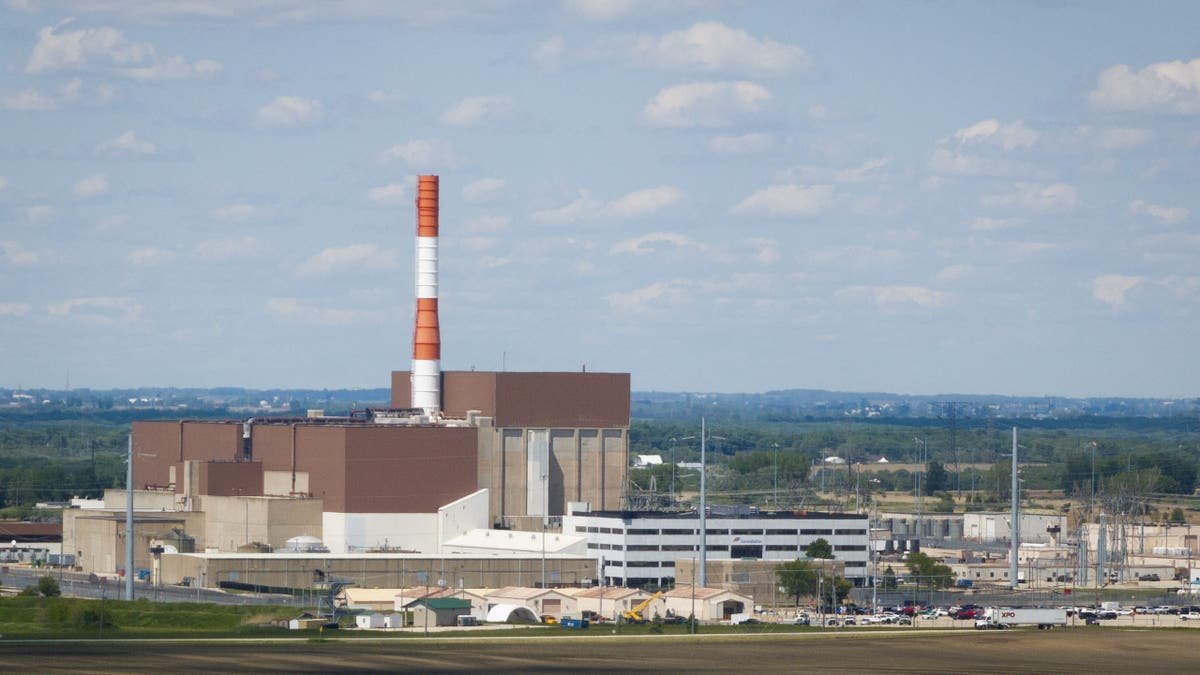 Illinois power plant