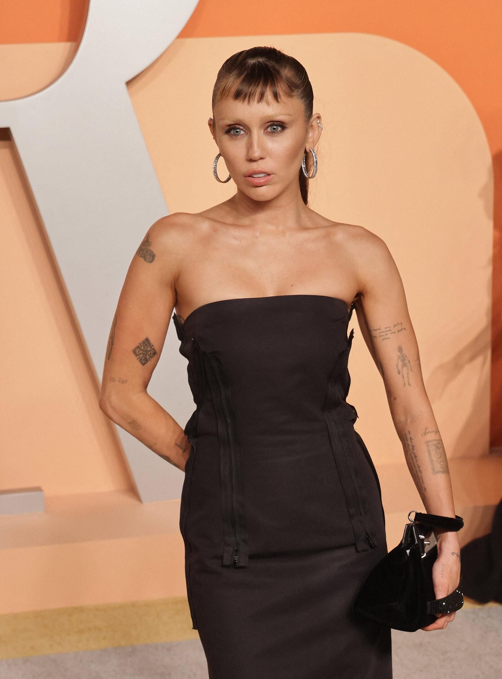 Miley Cyrus in 2025 Oscar Vanity Fair Party