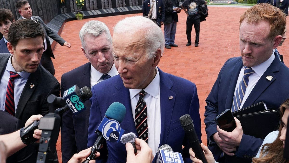 Biden speaks to correspondents on the day of the anniversary 2025