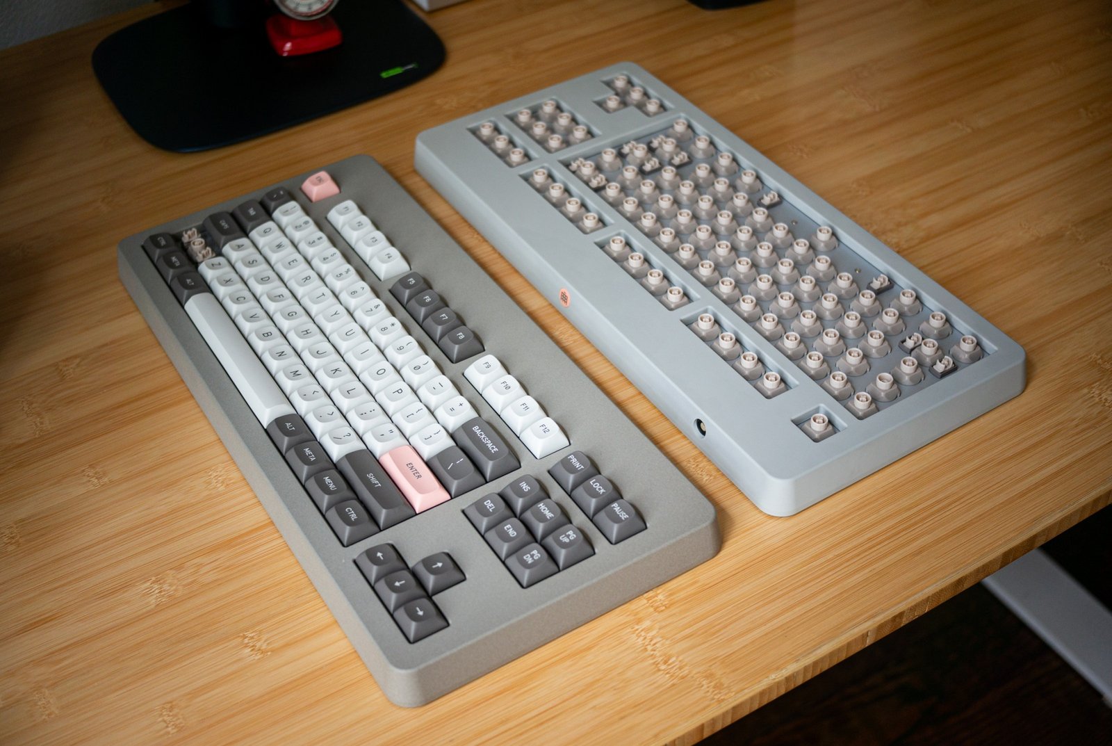 Two of the SENECA color options: two (left) and oxide (right, without keys).