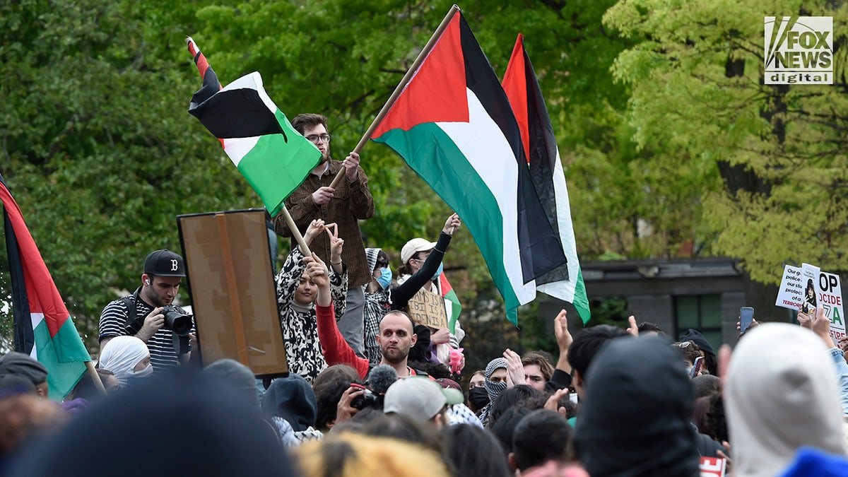 The anti -Israel demonstrators are gathering near the Washington Square Park in New York City