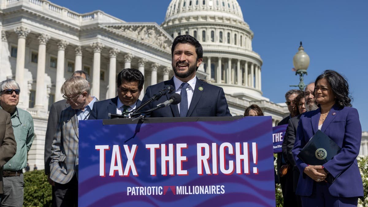 Representative Greg Kassar speaks during a press conference. (Getty)