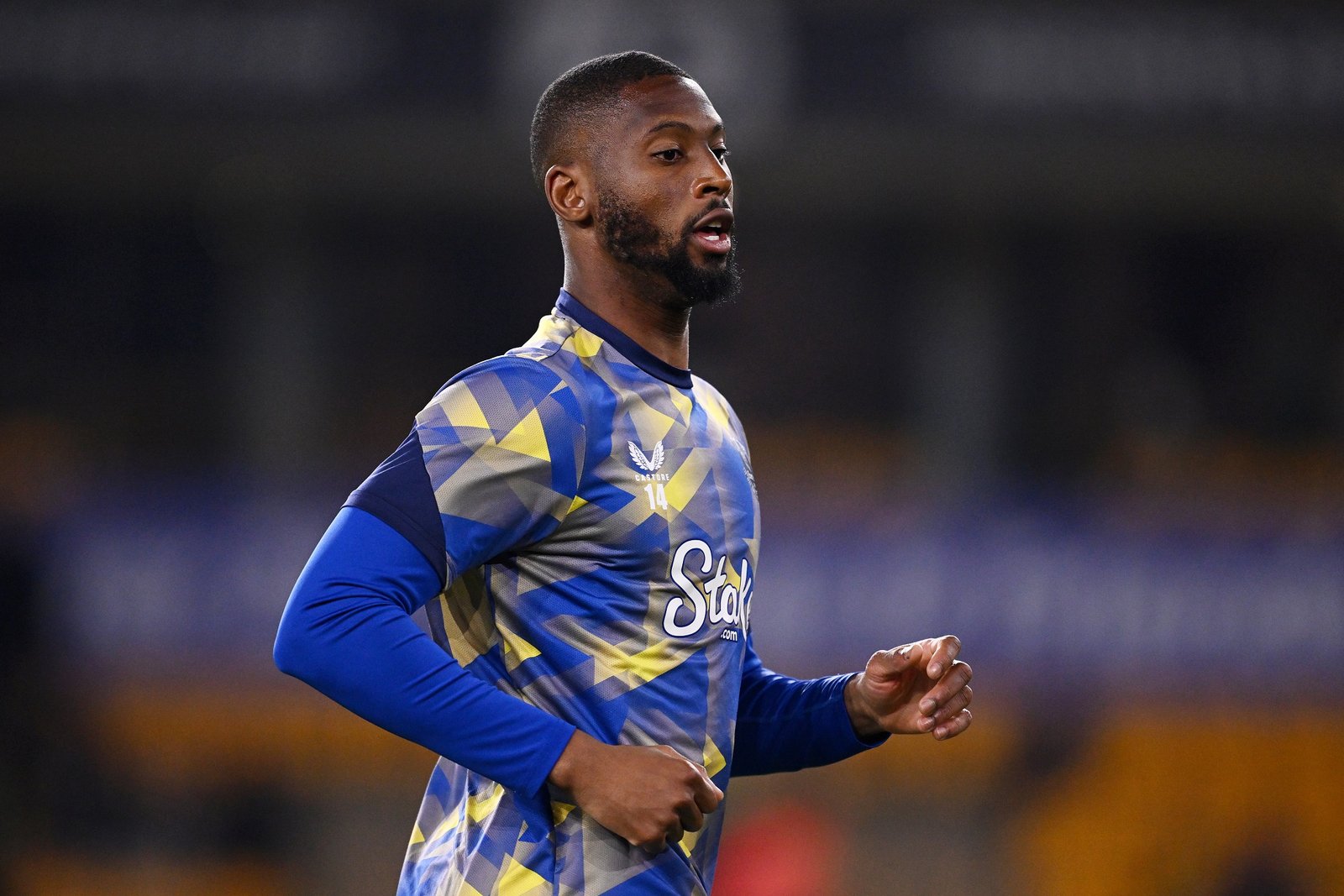 Beto of Everton pre -heats up 