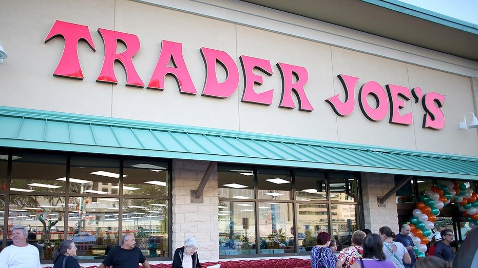 Entrance to Joe Trader