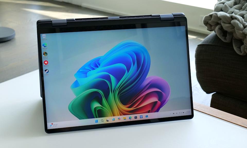 Thanks to its 360 degrees hinges, Dell 16 Plus 2-in-1 can turn in the positions of the tablet and the tent.