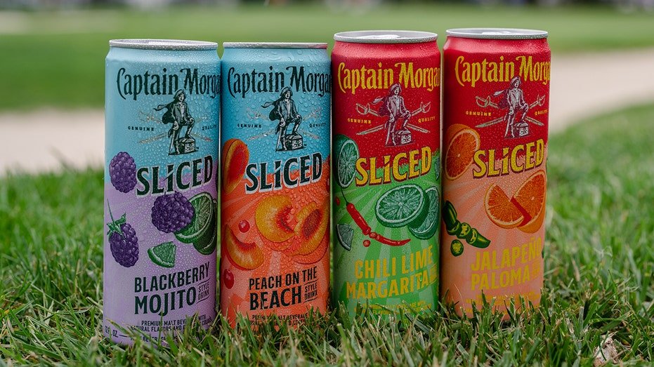 Captain Morgan slices of cans