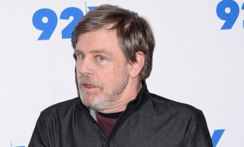 1750889965 Fans Lose Respect For Mark Hamill For Charging Absurd Autograph.jpg