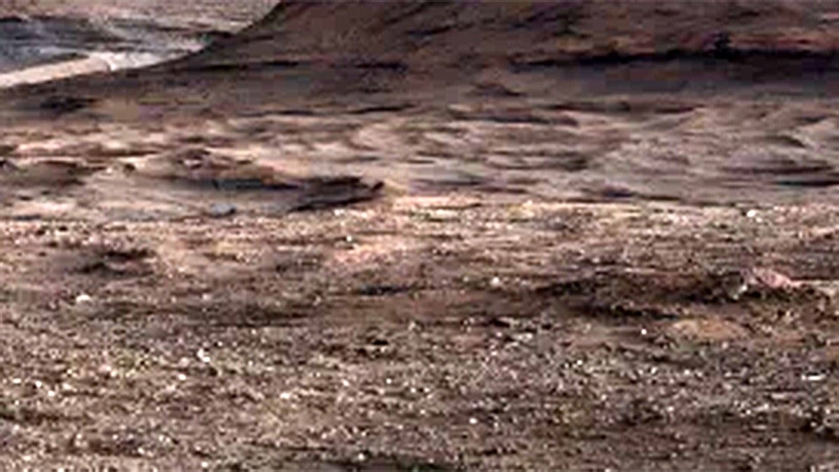 Mars square fire pattern of curiosity Rover