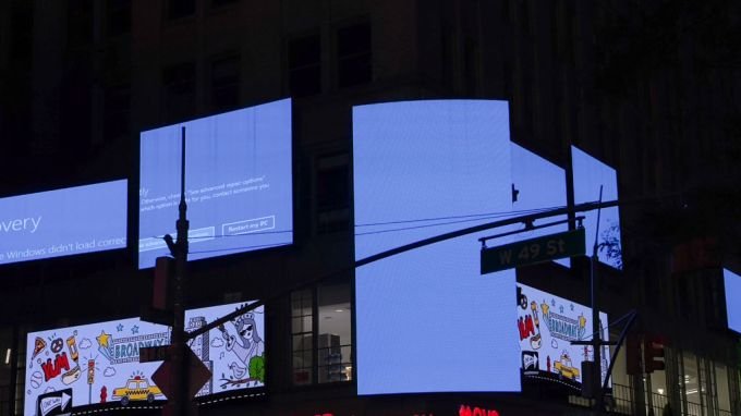 Times Square ads plates exposure to the Windows Blue screen for death after the power outage on July 19, 2024.