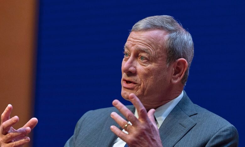 1751165436 Chief Justice Roberts warns politicians against heated rhetoric targeting judges.jpg
