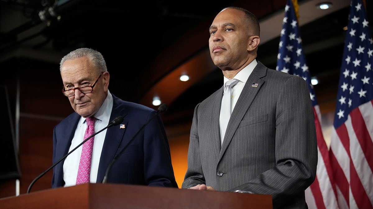Shomer, left, next to Jeffrez