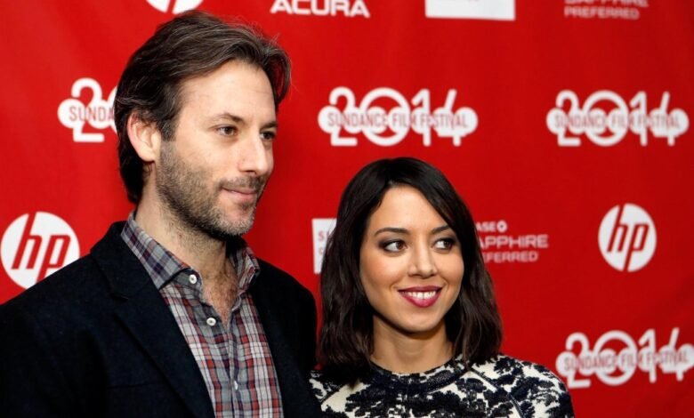 1751284129 Celebrities Voice Support for Aubrey Plaza Following Husbands Death.jpg