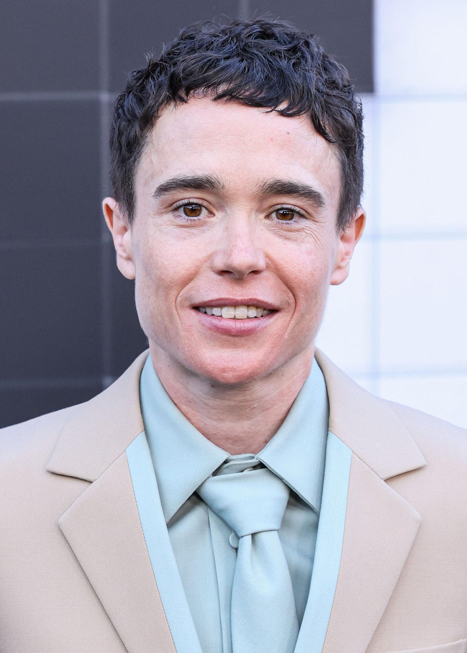 Elliot Page in Los Angeles is the first offer for Netflix 'The Umbrella Academy' 4 Season 4