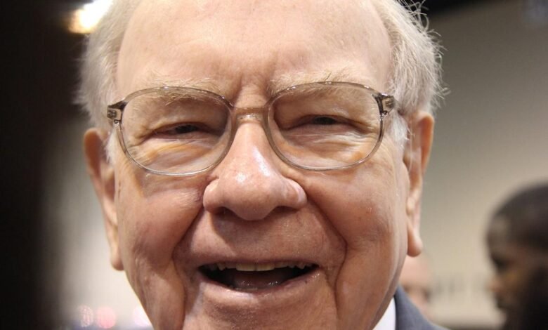 3 No Brainer Warren Buffett Stocks to Buy Right Now.jpeg