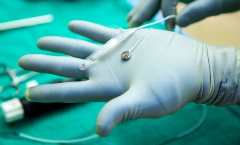 A Neuralink Rival Just Tested a Brain Implant in a.jpg