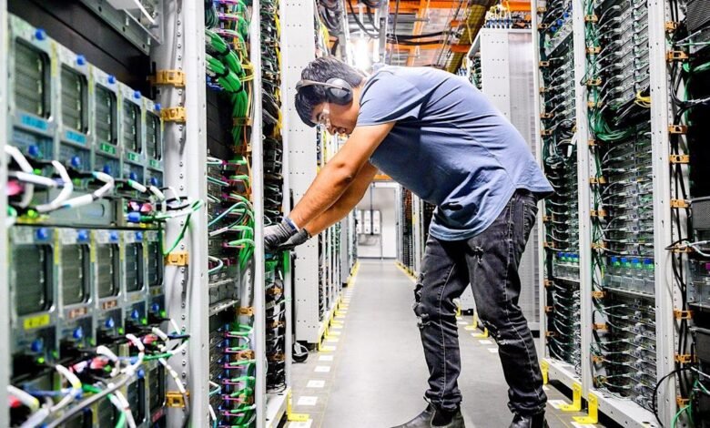 Amazon to invest 10bn in North Carolina data centres.jpeg