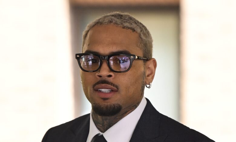 Chris Brown Seen W Jada Wallace Fan Reacts To Photo.jpeg