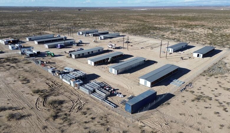 Dominant Chinese makers of bitcoin mining machines set up US.jpeg