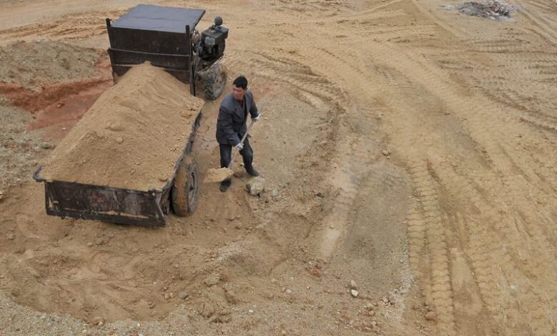 Exclusive Car makers warn Chinas rare earth curbs could halt production.jpeg