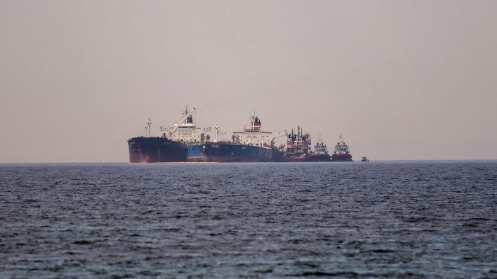 Global oil supplies forecast to outstrip demand this year despite.jpg
